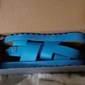 Saddle's